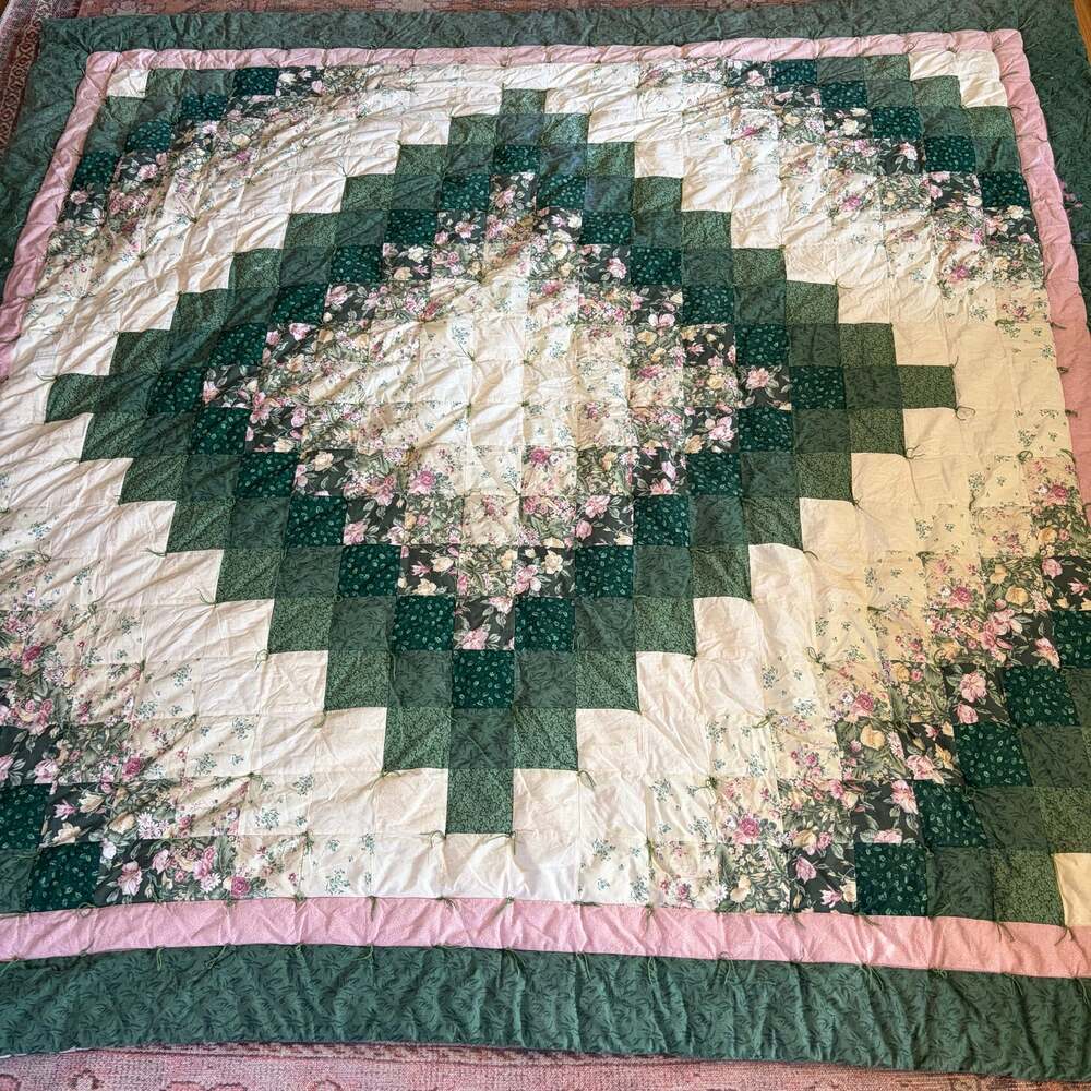 VTG Trip Around The World Diamond Patchwork Queen Quilt 90x92 Floral Green Pink
